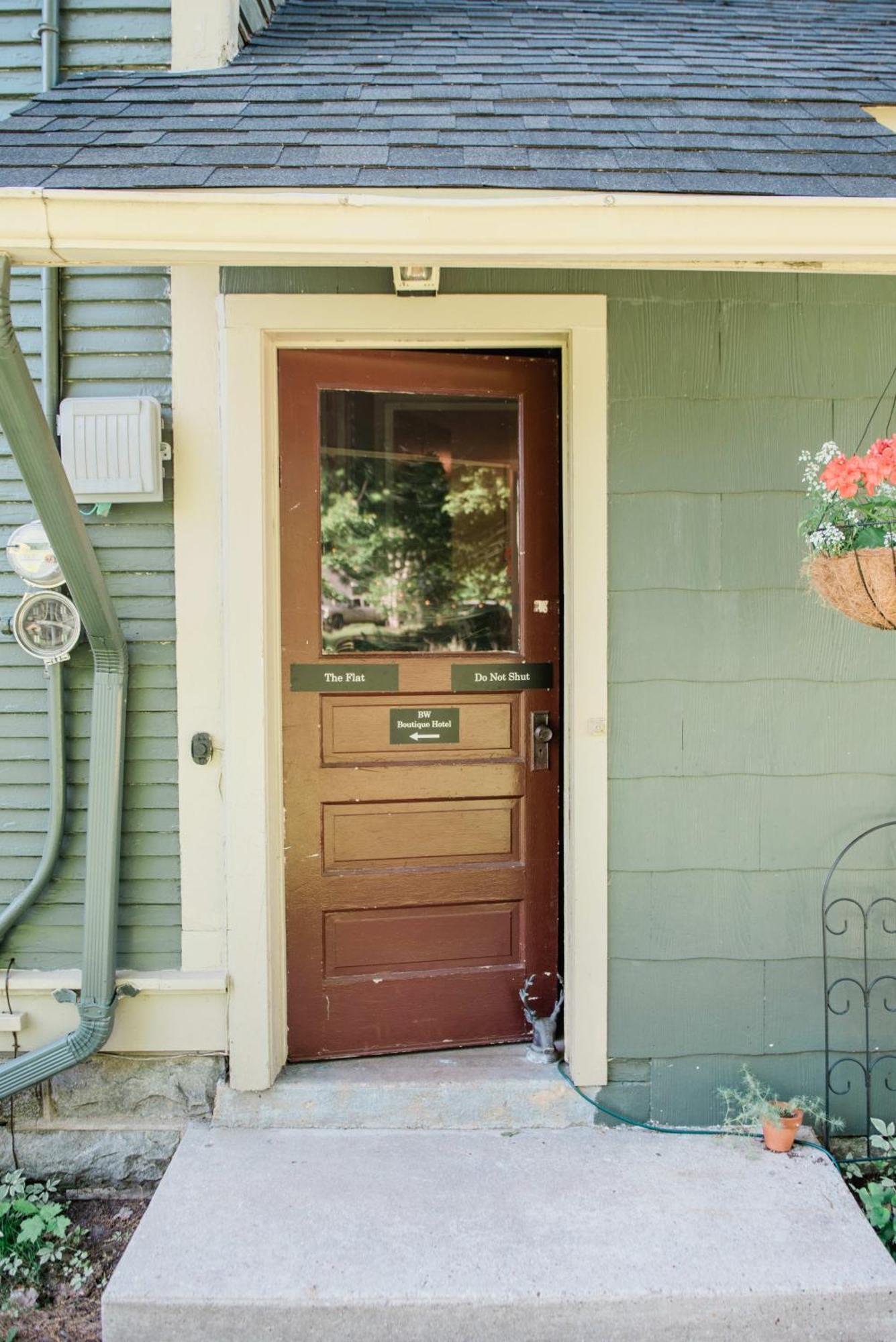 The Flat A Wanderlust Abodes Property Central Lake Exterior photo